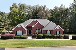 201 E Tennant Cir, Chickamauga, GA 30707 - Photo 2