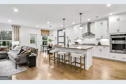 4749 Sunburst Street, Flowery Branch, GA 30542 - Photo 8