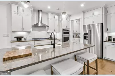 4749 Sunburst Street, Flowery Branch, GA 30542 - Photo 10