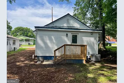 416 E Gordon Street, Elberton, GA 30635 - Photo 2