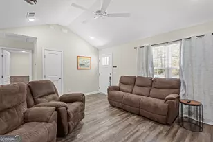 483 Church Cir, Jesup, GA 31545 - Photo 8