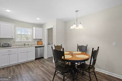 483 Church Circle, Jesup, GA 31545 - Photo 10