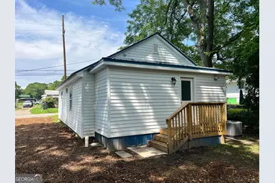 416 E Gordon Street, Elberton, GA 30635 - Photo 2