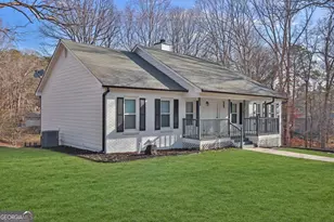 1760 Mountain Ash Ct, Dacula, GA 30019 - Photo 2