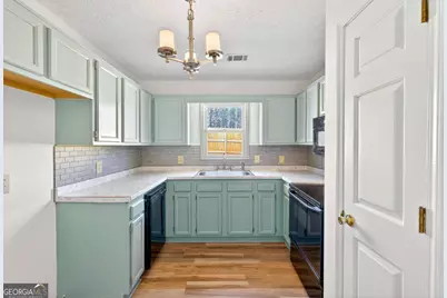 1530 Willow Gate Way, Auburn, GA 30011 - Photo 6