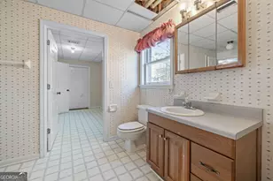 605 Chenocetah Dr, Cornelia, GA 30531 - Photo 30