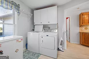 605 Chenocetah Dr, Cornelia, GA 30531 - Photo 18