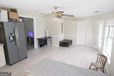 3877 Stratford Circle, Valdosta, GA 31605 - Photo 6