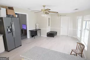 3877 Stratford Cir, Valdosta, GA 31605 - Photo 6