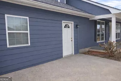 3877 Stratford Circle, Valdosta, GA 31605 - Photo 2