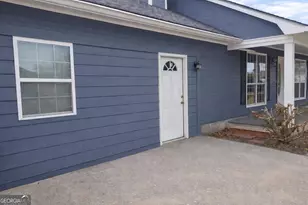 3877 Stratford Cir, Valdosta, GA 31605 - Photo 2