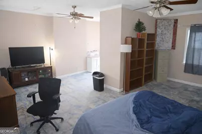 3877 Stratford Circle, Valdosta, GA 31605 - Photo 10