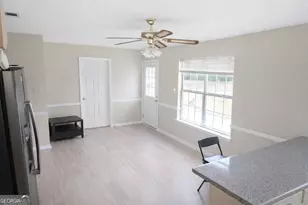 3877 Stratford Cir, Valdosta, GA 31605 - Photo 8