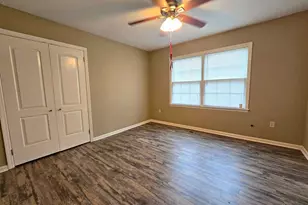 3860 Camellia Dr, Valdosta, GA 31605 - Photo 6