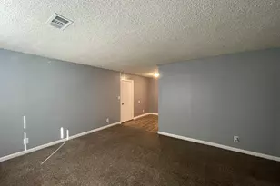 2403 N Groveland Circle, Macon, GA 31206 - Photo 2