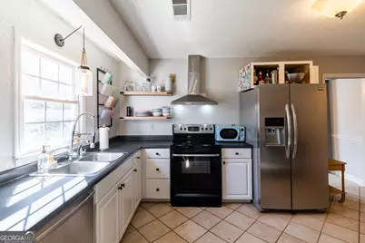 130 Peachtree Lane, Athens, GA 30607 - Photo 4