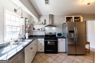 130 Peachtree Ln, Athens, GA 30607 - Photo 4