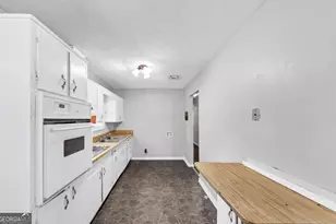 844 Oak St NW, Atlanta, GA 30318 - Photo 10