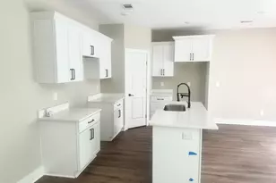 717 Scales St, Griffin, GA 30224 - Photo 8