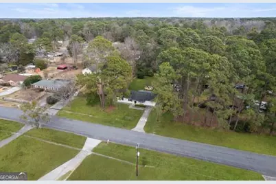 1318 Whitfield Park Drive, Savannah, GA 31406 - Photo 30