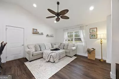 1318 Whitfield Park Drive, Savannah, GA 31406 - Photo 6