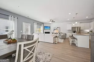 336 Lanier Cir, Woodstock, GA 30189 - Photo 10