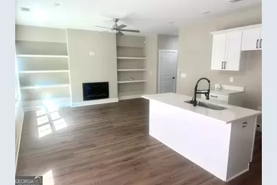 717 A Scales St, Griffin, GA 30224 - Photo 2