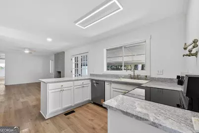 301 Crestview Drive, Eatonton, GA 31024 - Photo 18