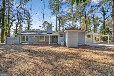 301 Crestview Drive, Eatonton, GA 31024 - Photo 2