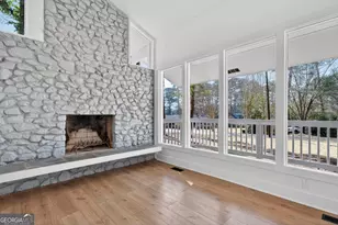 301 Crestview Dr, Eatonton, GA 31024 - Photo 14