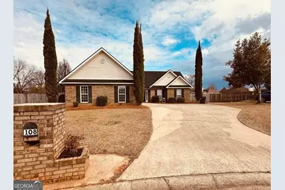 108 Holbeck Court, Warner Robins, GA 31088 - Photo 2