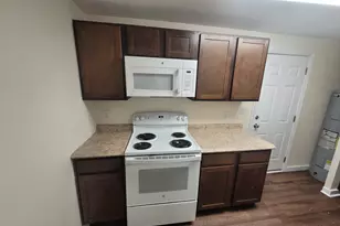 6 Hester Dr, Dublin, GA 31021 - Photo 2