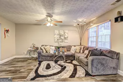 7706 Bernardo Drive, Riverdale, GA 30296 - Photo 4