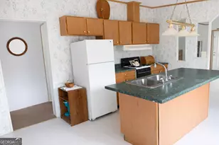 1936 Tanglewood Dr, Elberton, GA 30635 - Photo 4