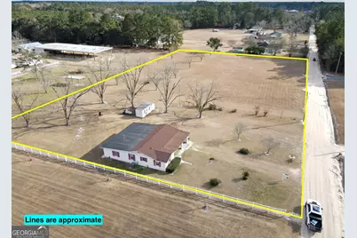 428 Driggers Ln, Waycross, GA 31503 - Photo 1