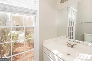 8418 Waverly Dr, Jonesboro, GA 30236 - Photo 8