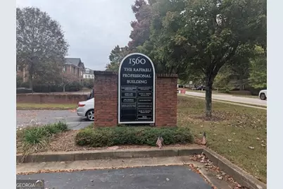 1560 Warsaw Road #SUITE 205, Roswell, GA 30076 - Photo 2