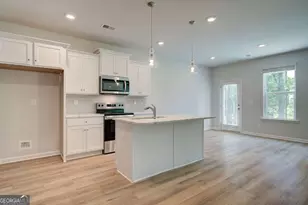 161 Geranium Ln, Covington, GA 30016 - Photo 8