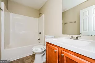 2424 Wood Bend Ln, Riverdale, GA 30296 - Photo 14