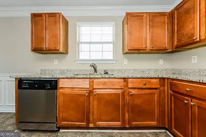 2424 Wood Bend Lane, Riverdale, GA 30296 - Photo 6