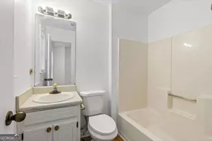 1684 Hunting Creek Dr SE, Conyers, GA 30013 - Photo 26