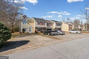 1684 Hunting Creek Dr SE, Conyers, GA 30013 - Photo 4