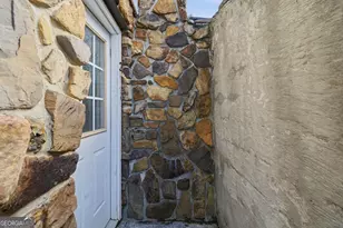 212 Chandler St, Calhoun, GA 30701 - Photo 6