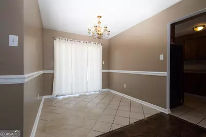 110 Stonefield Court, Warner Robins, GA 31093 - Photo 4