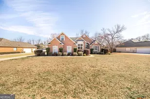 208 Twelve Oaks Dr, Warner Robins, GA 31088 - Photo 6