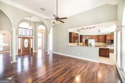 208 Twelve Oaks Drive, Warner Robins, GA 31088 - Photo 14