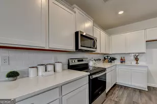 159 Mead Ct, Hoschton, GA 30548 - Photo 8