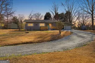 582 Wheeler Cir, Alto, GA 30510 - Photo 2