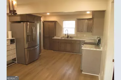 390 Bay Street, Baxley, GA 31513 - Photo 12