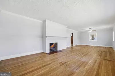 88 W New Street, Winder, GA 30680 - Photo 6